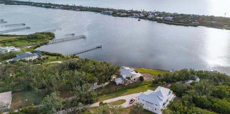 Terreno en Englewood, Florida № 1812502