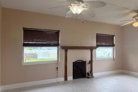 Villa ou maison à louer à Ormond Beach, Floride: 3 chambres, 121.52 m2 № 2409889 - photo 9