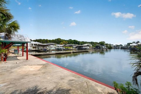 House in Oak Hill, Florida 2 bedrooms, 143.53 sq.m. № 2156378 - photo 23