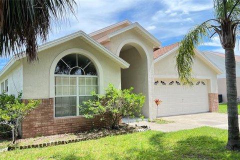Casa en alquiler en Clermont, Florida, 5 dormitorios, 210.42 m2 № 1905831 - foto 2