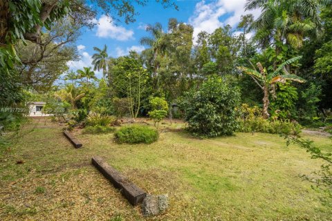 House in Miami, Florida 3 bedrooms, 117.8 sq.m. № 2041926 - photo 29