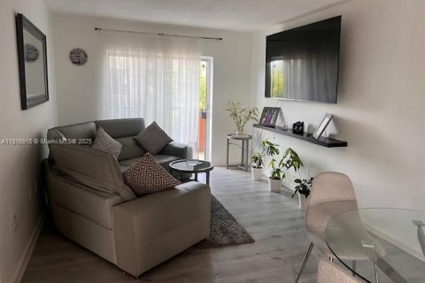 Condominio en venta en Miami, Florida, 1 dormitorio, 63.92 m2 № 1772430 - foto 9
