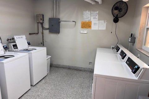 Condominio en venta en Miami, Florida, 1 dormitorio, 63.92 m2 № 1772430 - foto 22