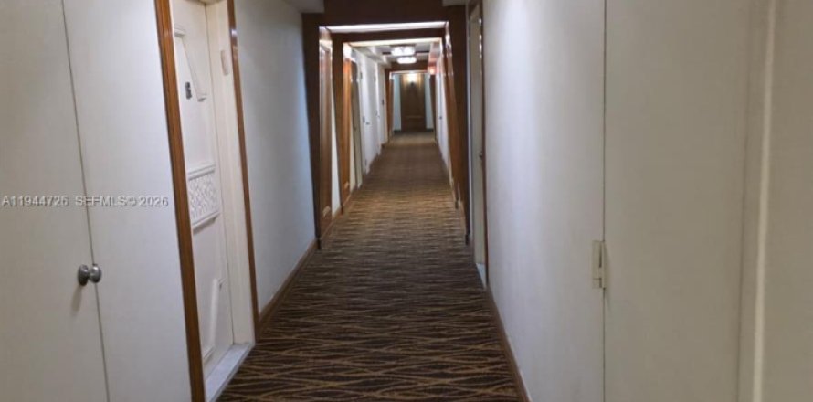 Condo à Aventura, Floride, 2 chambres  № 2001362