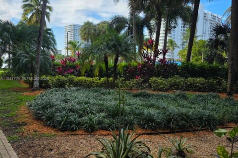 Copropriété à louer à Aventura, Floride: 2 chambres, 102.56 m2 № 2001362 - photo 29