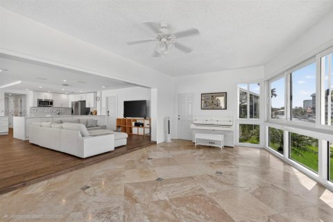 Condo in Fort Lauderdale, Florida, 2 bedrooms  № 2067466 - photo 28
