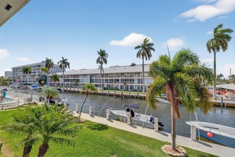 Condo in Fort Lauderdale, Florida, 2 bedrooms  № 2067466 - photo 3