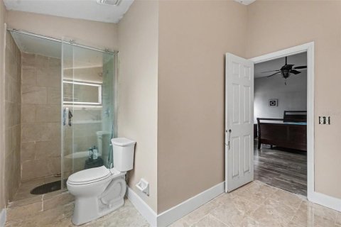 House in New Port Richey, Florida 2 bedrooms, 149.94 sq.m. № 2157796 - photo 25