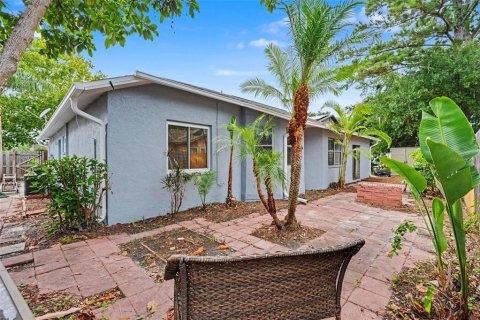 House in New Port Richey, Florida 2 bedrooms, 149.94 sq.m. № 2157796 - photo 30
