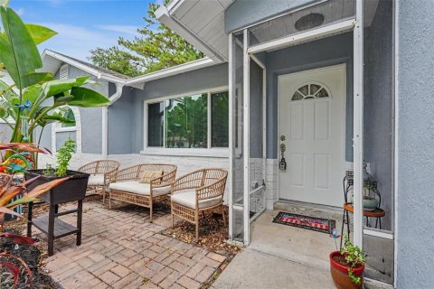 House in New Port Richey, Florida 2 bedrooms, 149.94 sq.m. № 2157796 - photo 3
