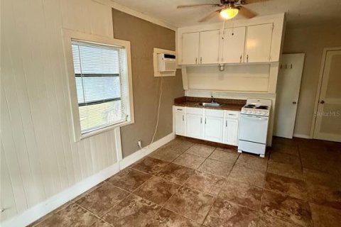 Apartment in Saint Petersburg, Florida 2 rooms, 46.45 sq.m. № 1901200 - photo 2