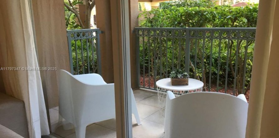 Condominio en Aventura, Florida, 3 dormitorios  № 2013740