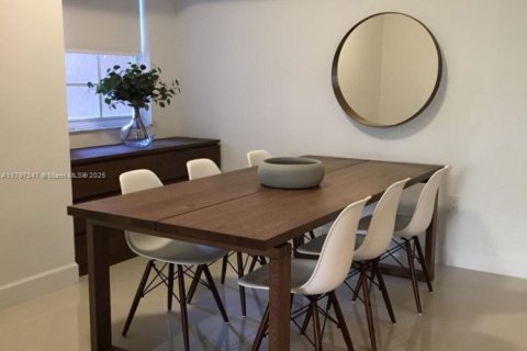 Condominio en alquiler en Aventura, Florida, 3 dormitorios, 122.63 m2 № 2013740 - foto 4