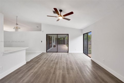 Casa en venta en Lauderhill, Florida, 3 dormitorios, 212.37 m2 № 2011178 - foto 26
