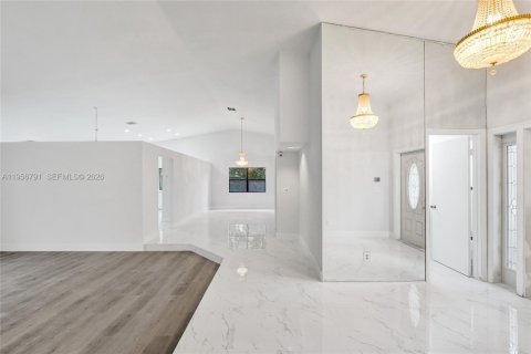 Casa en venta en Lauderhill, Florida, 3 dormitorios, 212.37 m2 № 2011178 - foto 10