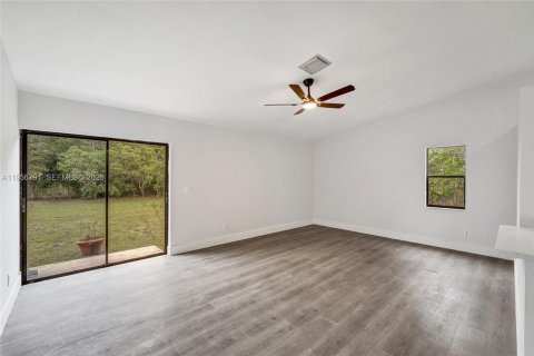 Casa en venta en Lauderhill, Florida, 3 dormitorios, 212.37 m2 № 2011178 - foto 25