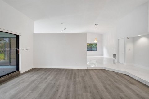 Casa en venta en Lauderhill, Florida, 3 dormitorios, 212.37 m2 № 2011178 - foto 13