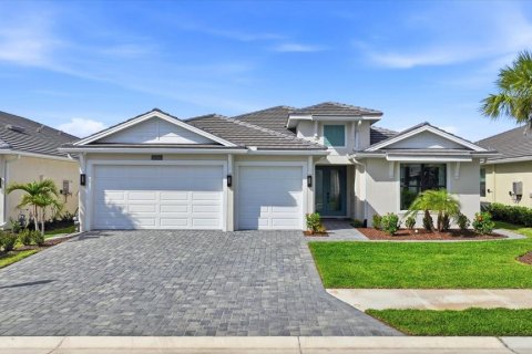 House in Venice, Florida 4 bedrooms, 263.01 sq.m. № 2101142