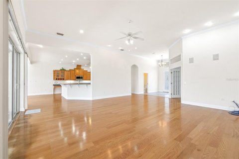 House in Lakeland, Florida 3 bedrooms, 309.36 sq.m. № 2234554 - photo 5