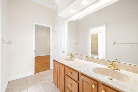 House in Lakeland, Florida 3 bedrooms, 309.36 sq.m. № 2234554 - photo 17