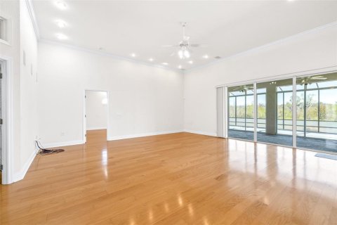 House in Lakeland, Florida 3 bedrooms, 309.36 sq.m. № 2234554 - photo 4