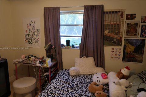 Condo in Hallandale Beach, Florida, 2 bedrooms  № 1959580 - photo 20