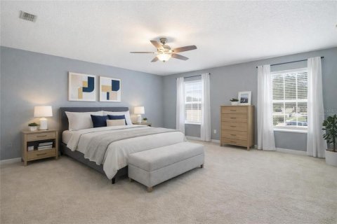 House in Tavares, Florida 4 bedrooms, 236.62 sq.m. № 2275735 - photo 5