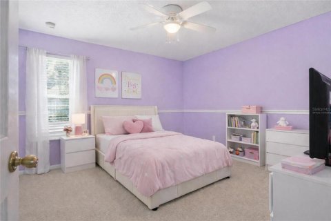 House in Tavares, Florida 4 bedrooms, 236.62 sq.m. № 2275735 - photo 8