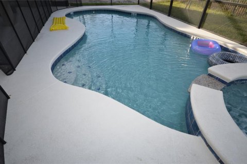 Casa en alquiler en Kissimmee, Florida, 6 dormitorios, 267 m2 № 1192857 - foto 19