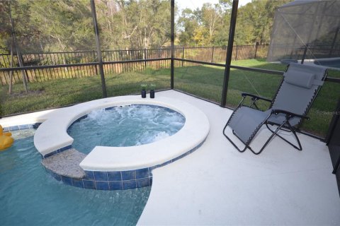 Casa en alquiler en Kissimmee, Florida, 6 dormitorios, 267 m2 № 1192857 - foto 18
