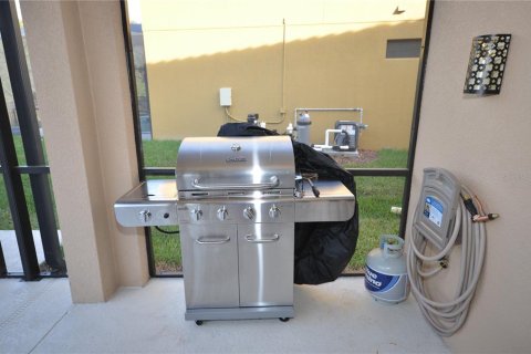 Casa en alquiler en Kissimmee, Florida, 6 dormitorios, 267 m2 № 1192857 - foto 21