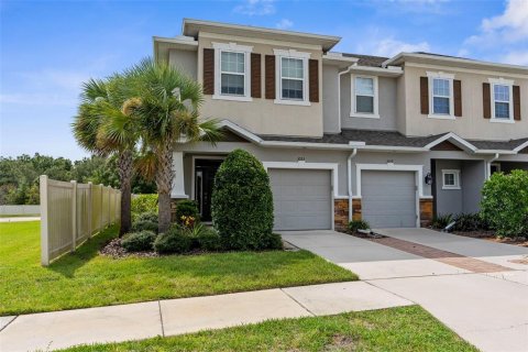 Touwnhouse à vendre à Wesley Chapel, Floride: 3 chambres, 164.72 m2 № 1903468 - photo 3