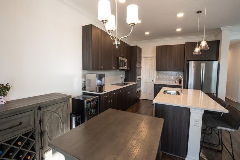 Casa en venta en Wesley Chapel, Florida, 5 dormitorios, 252.42 m2 № 2107993 - foto 16