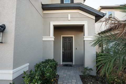 Casa en venta en Wesley Chapel, Florida, 5 dormitorios, 252.42 m2 № 2107993 - foto 2