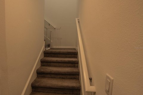 Casa en venta en Wesley Chapel, Florida, 5 dormitorios, 252.42 m2 № 2107993 - foto 24
