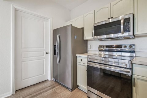 Condo in Tampa, Florida, 2 bedrooms  № 1893758 - photo 21