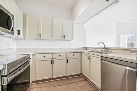 Condo in Tampa, Florida, 2 bedrooms  № 1893758 - photo 19