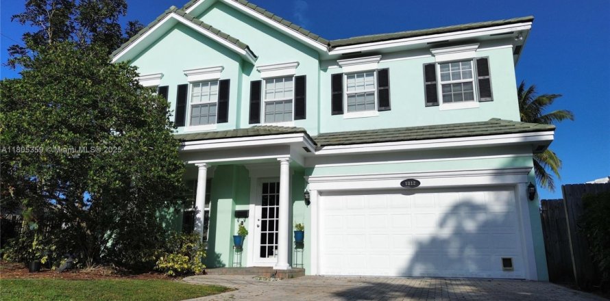 Casa en Fort Lauderdale, Florida 4 dormitorios, 239.69 m2 № 2017022