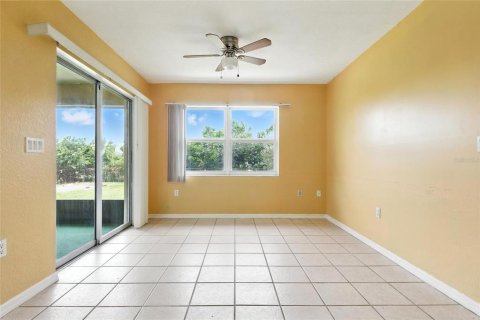 House in Port Charlotte, Florida 2 bedrooms, 108.88 sq.m. № 1833412 - photo 11