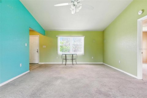 House in Port Charlotte, Florida 2 bedrooms, 108.88 sq.m. № 1833412 - photo 6