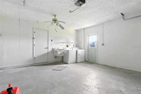 House in Port Charlotte, Florida 2 bedrooms, 108.88 sq.m. № 1833412 - photo 23