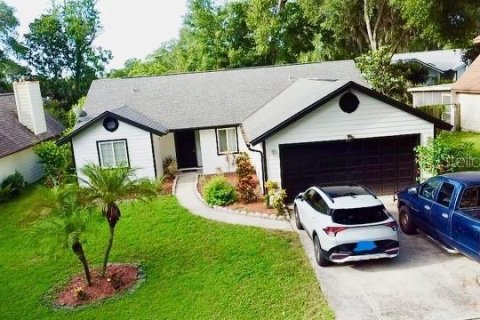Villa ou maison à vendre à Altamonte Springs, Floride: 3 chambres, 134.15 m2 № 2321400 - photo 2