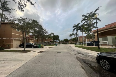 Adosado en venta en Cutler Bay, Florida, 3 dormitorios, 120.31 m2 № 2339851 - foto 28