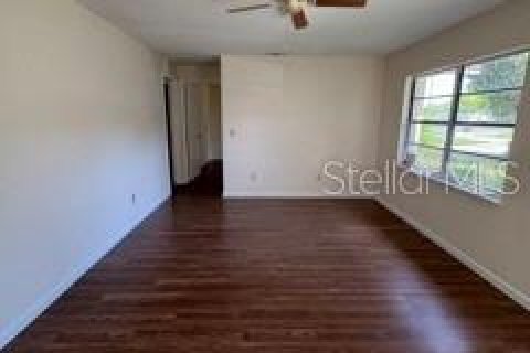 Immobilier commercial à vendre à Bunnell, Floride: 173.17 m2 № 1780825 - photo 4
