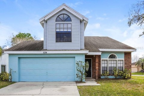 Casa en alquiler en Oviedo, Florida, 3 dormitorios, 142.42 m2 № 1905312 - foto 1