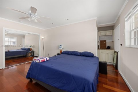 Condo in Hallandale Beach, Florida, 2 bedrooms  № 1743885 - photo 13