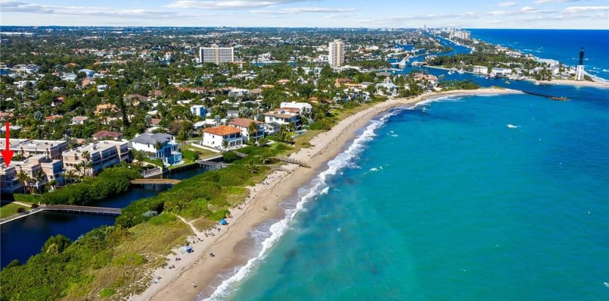 Townhouse in Pompano Beach, Florida 3 bedrooms, 439.8 sq.m. № 959714