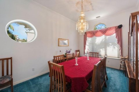 House in Tierra Verde, Florida 4 bedrooms, 316.15 sq.m. № 1733103 - photo 11