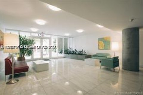 Copropriété à louer à Miami, Floride: 1 chambre, 66.33 m2 № 1944524 - photo 18