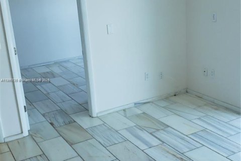 Copropriété à louer à Miami, Floride: 1 chambre, 66.33 m2 № 1944524 - photo 7